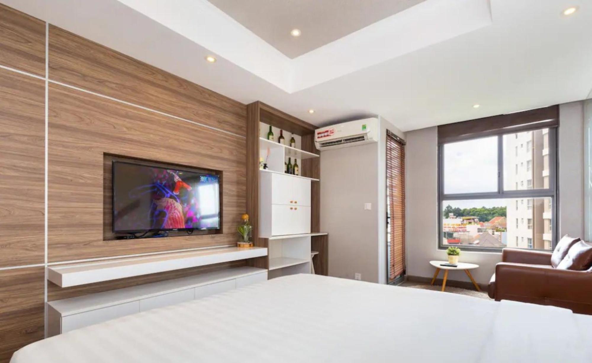 The Parkview - Very Close Tsn Airport Appartement